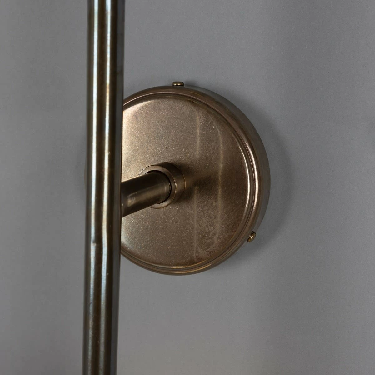 Gunning Double Globe Slim Bathroom Wall Light 28" IP44 6 Gunning Double Globe Slim Bathroom Wall Light 28" IP44 - Image 4