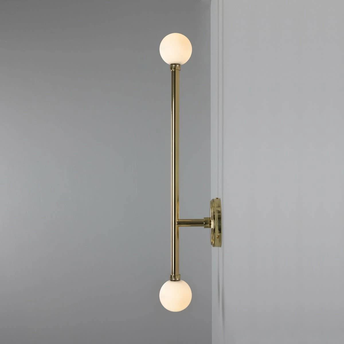 Gunning Double Globe Slim Bathroom Wall Light 28" IP44 13 Gunning Double Globe Slim Bathroom Wall Light 28" IP44 - Image 11