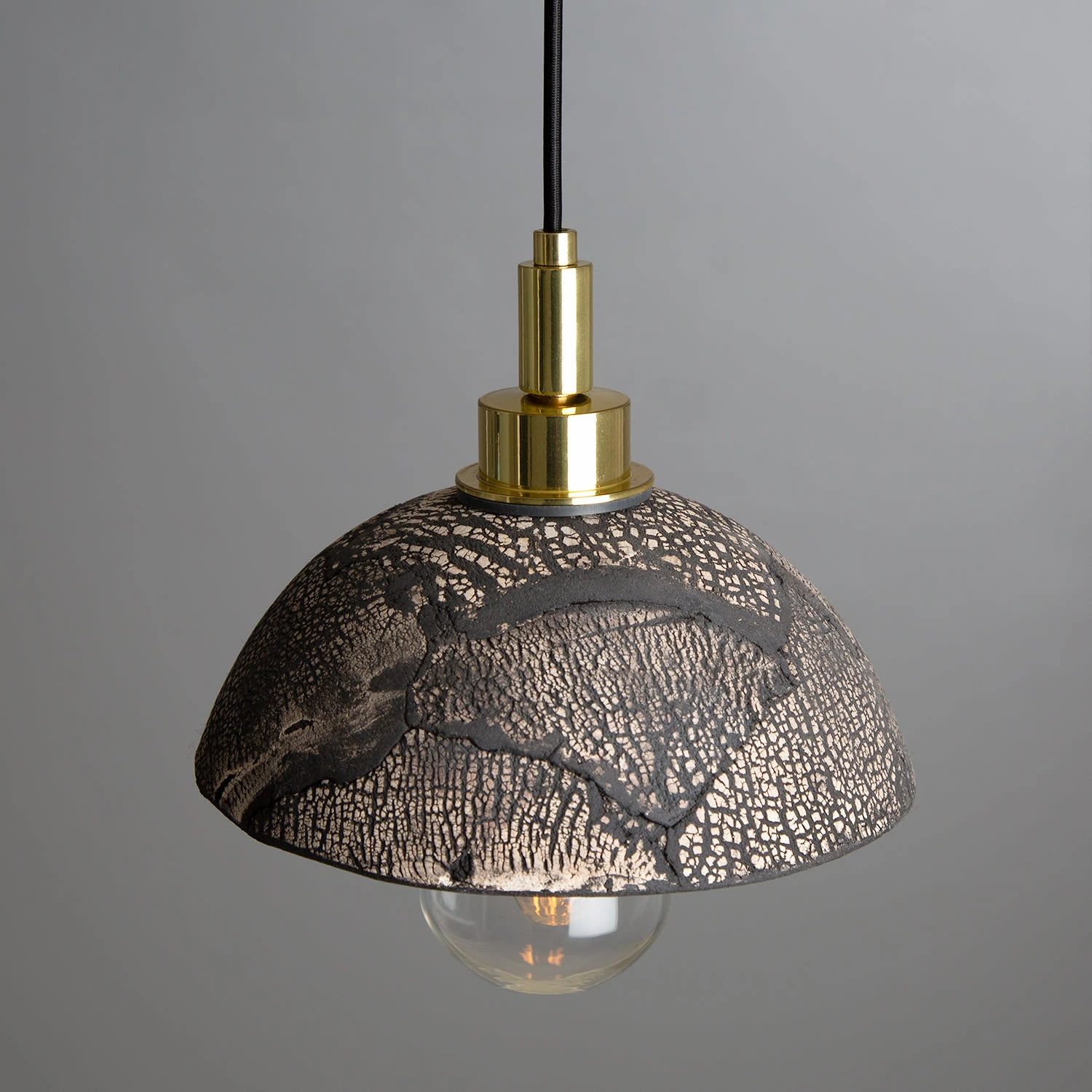 Kingii Ceramic Dome Bathroom Pendant Light 7.9", Black Clay IP44 5 Kingii Ceramic Dome Bathroom Pendant Light 7.9", Black Clay IP44 - Image 3