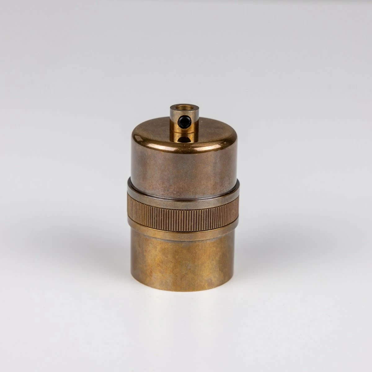 Modern Brass Lamp Holder With Cord Grip E26 4 Modern Brass Lamp Holder With Cord Grip E26 - Image 2