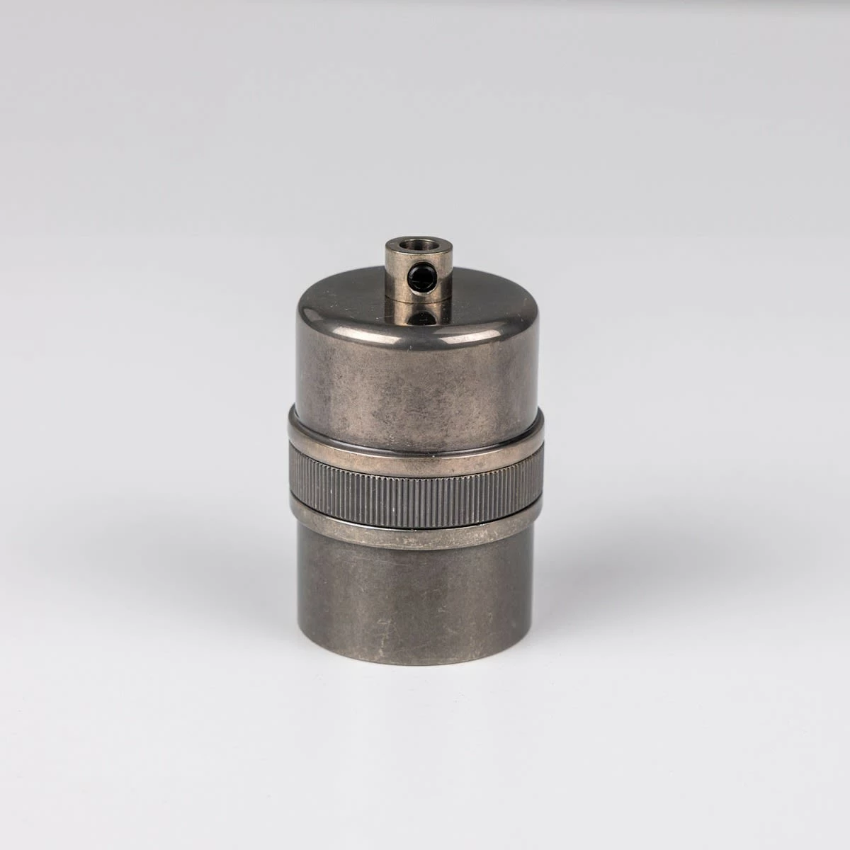 Modern Brass Lamp Holder With Cord Grip E26 6 Modern Brass Lamp Holder With Cord Grip E26 - Image 4