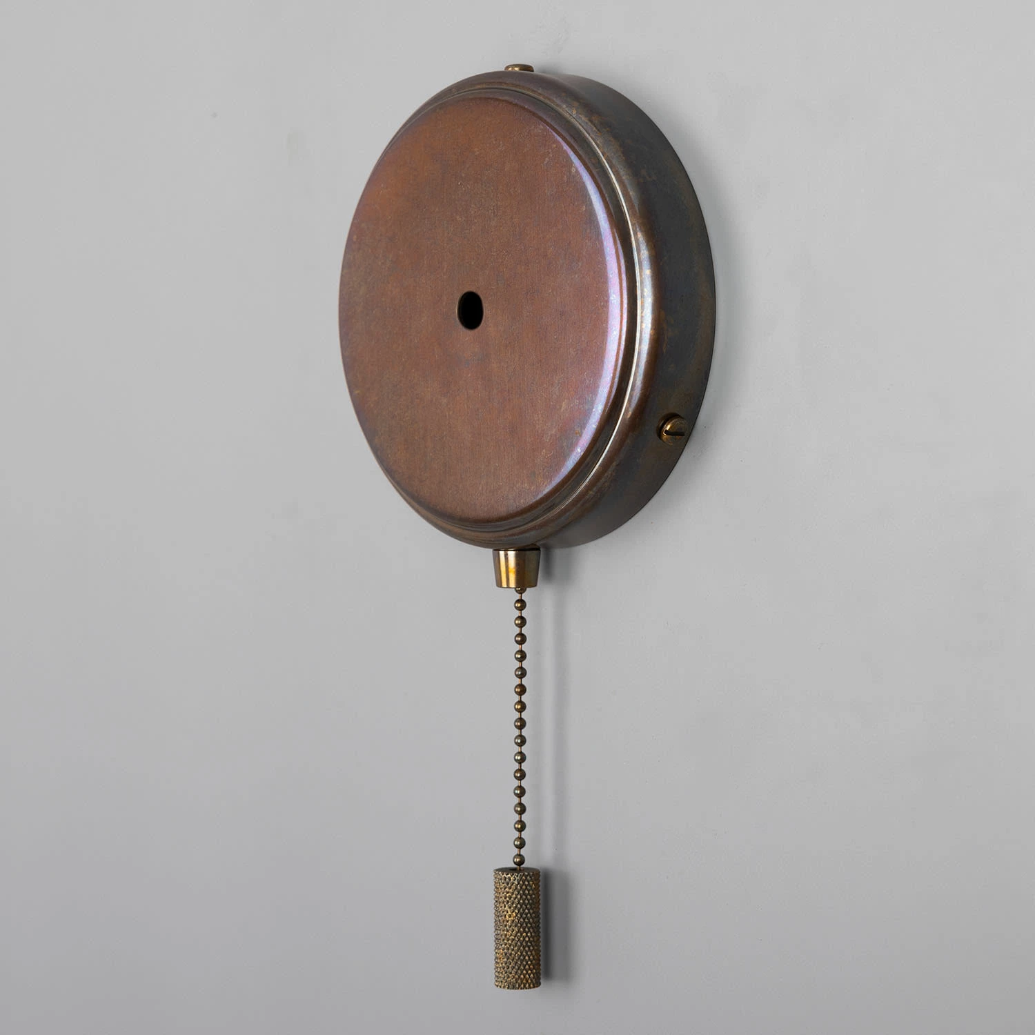 Pressed Brass Wall Bracket With Pull Switch 4.7" 10 Pressed Brass Wall Bracket With Pull Switch 4.7" - Image 8
