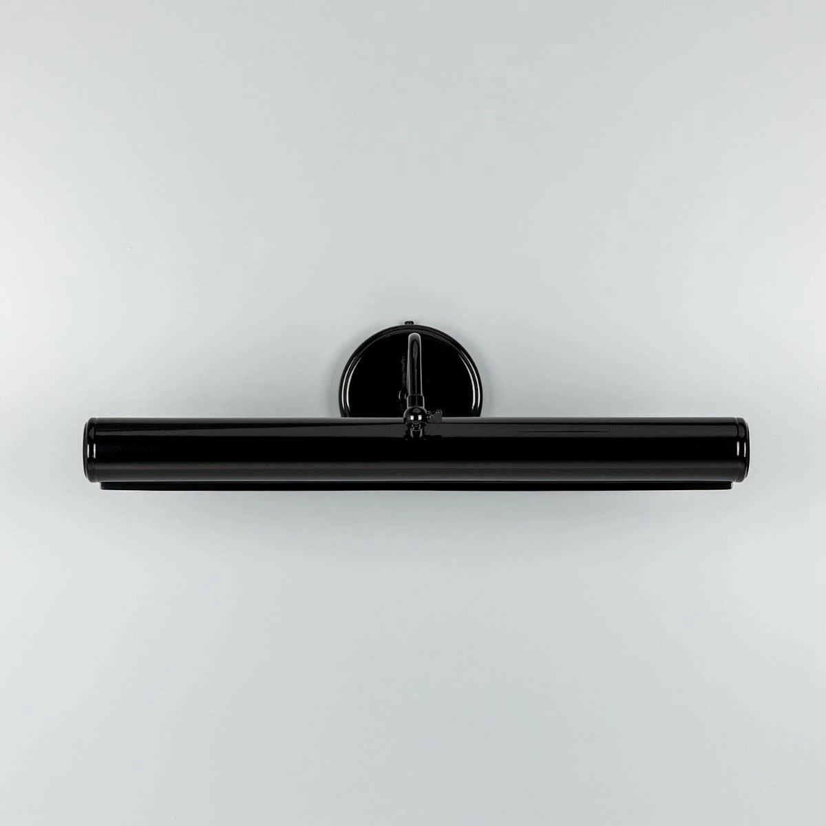 Belfast Antique Bronze Picture Light 21 Belfast Antique Bronze Picture Light - Image 19